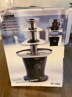 Te Koop: Chocolade fontein, 1 keer gebruikt., Witgoed en Apparatuur, Fonduesets, Ophalen of Verzenden, Zo goed als nieuw, Elektrisch