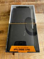 iPhone 13 Pro Leren Bookcase met Backcover - Zwart, Ophalen, Nieuw, IPhone 13 Pro, Hoesje of Tasje