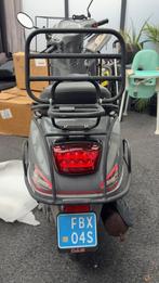 Momo Scooter Grijs - Bouwjaar 2020, Fietsen en Brommers, Scooters | Yamaha, Ophalen, Gebruikt, Overige modellen, Benzine