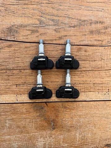 4x Mercedes rdci tpms sensoren nieuw. 433Mhz a d c gls w205 beschikbaar voor biedingen