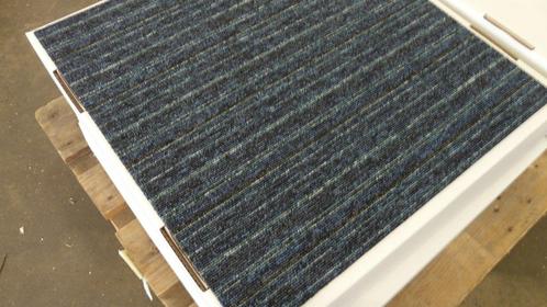 Tapijttegels Sprint (partij 18) 30 m2 donderblauw – groen –, Huis en Inrichting, Stoffering | Vloerbedekking, Nieuw, Tapijttegels