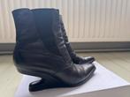 Jan Jansen Flooting the Bootee, zwarte Laarsjes Maat 41, Kleding | Dames, Schoenen, Ophalen of Verzenden, Gedragen, Zwart, Lage of Enkellaarzen