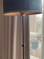 Prachtige roestbruine staande lamp 140 m hoog, Huis en Inrichting, Lampen | Vloerlampen, Overige materialen, 100 tot 150 cm, Riviera maison