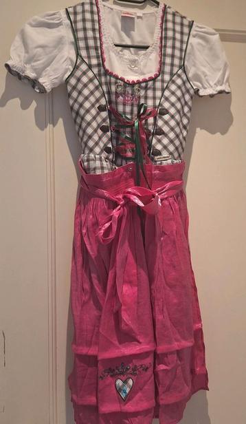 Dirndl maat 140 met bijpassend blousje beschikbaar voor biedingen