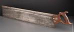 Lange oude kapzaag/zaag (van verstekzaag) GEZOCHT, Antiek en Kunst, Antiek | Gereedschap en Instrumenten, Ophalen of Verzenden