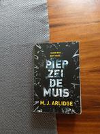 M.J. Arlidge - Piep zei de muis, Boeken, Thrillers, Gelezen, Ophalen of Verzenden, Nederland, M.J. Arlidge