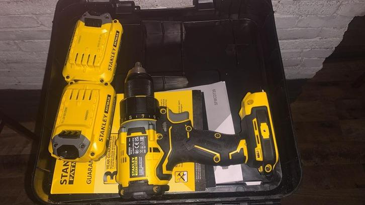 Stanley Fatmax boormachine in doos met extra accu, Doe-het-zelf en Verbouw, Gereedschap | Boormachines, Zo goed als nieuw, Boormachine