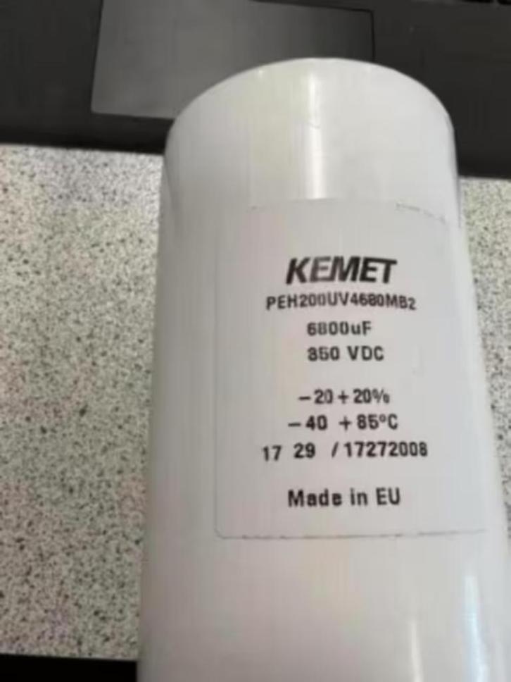 NIEUW! KEMET PEH200 Condensator € 4,99, Hobby en Vrije tijd, Elektronica-componenten, Nieuw, Ophalen of Verzenden