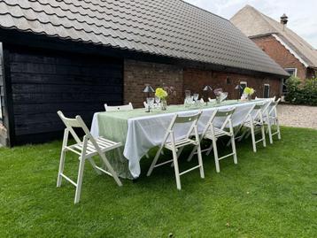TE HUUR opklapbare tafels beschikbaar voor biedingen