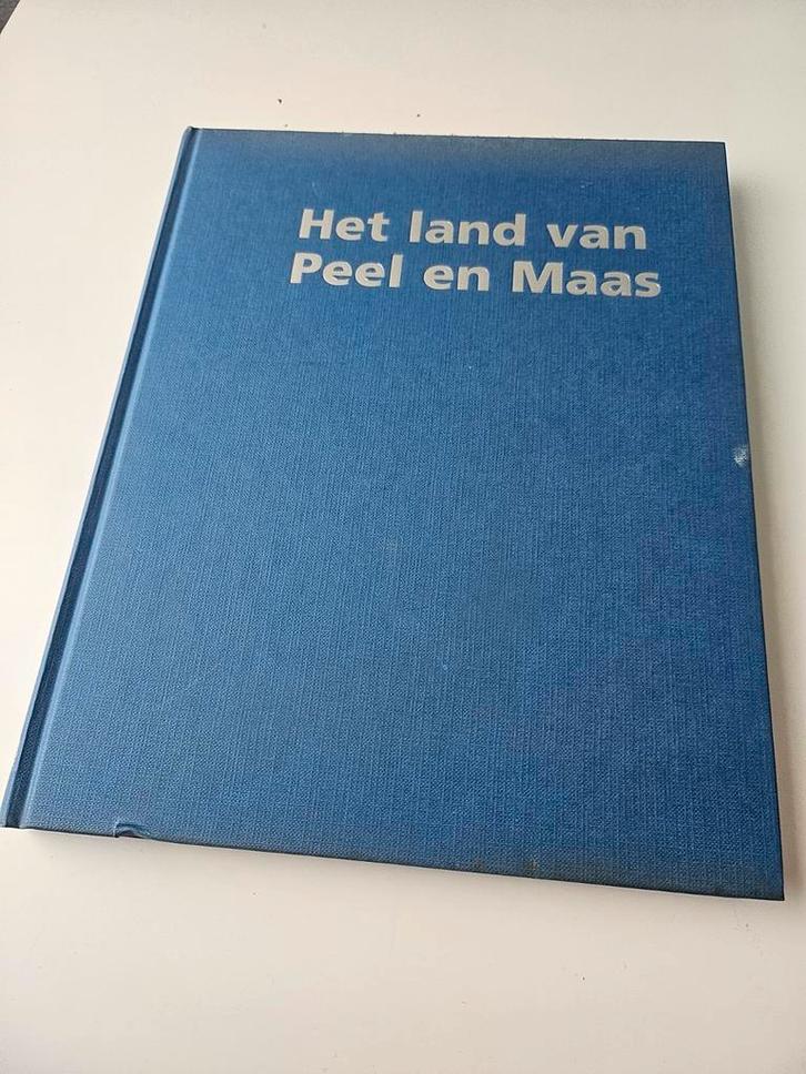 Het land van Peel en Maas, Boeken, Streekboeken en Streekromans, Zo goed als nieuw, Limburg, Ophalen of Verzenden
