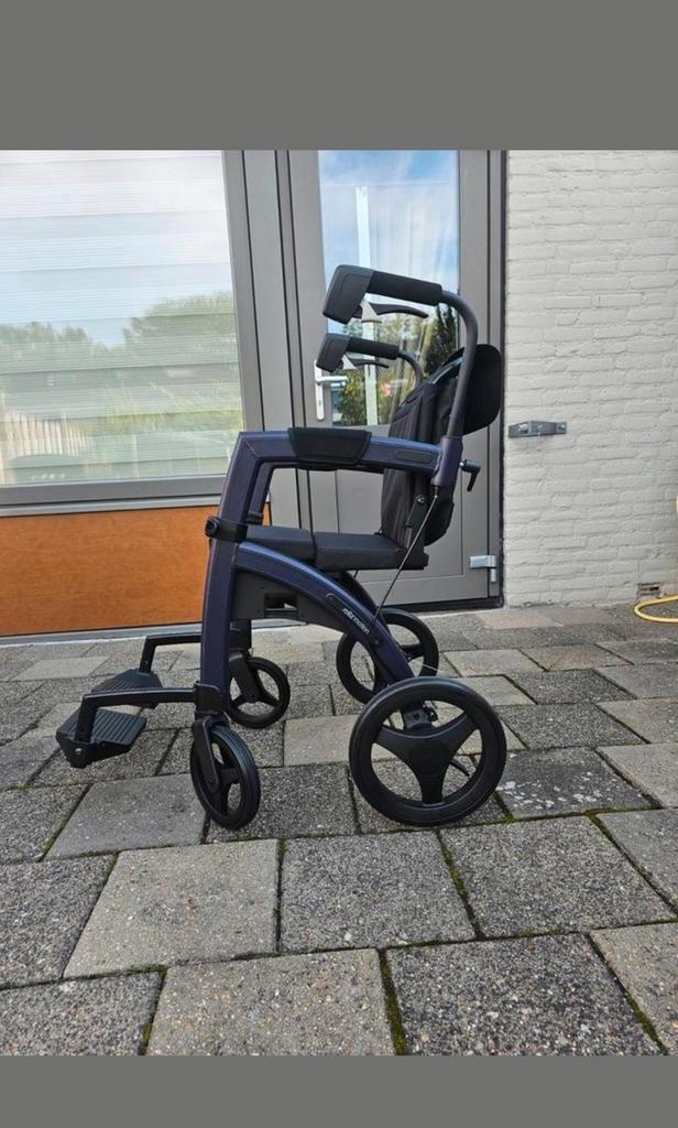 Rollz motion rolstoel en rollator in 1, Diversen, Rolstoelen, Zo goed als nieuw, Duwrolstoel, Ophalen of Verzenden