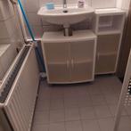 Badkamer meubel met wasbak en kraan, Huis en Inrichting, Badkamer | Badkamermeubels, Ophalen, Gebruikt, 50 tot 100 cm, Minder dan 100 cm