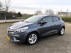 Renault Clio Energy TCe 90pk Eco2 S&S 2017 Grijs, Auto's, Voorwielaandrijving, 898 cc, Stof, Origineel Nederlands