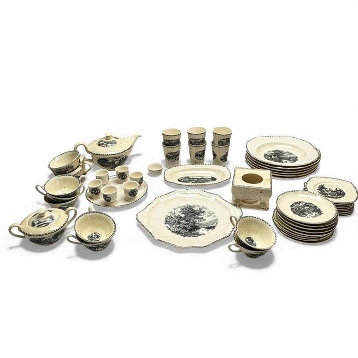 Groot Petrus Regout servies, Landschap, Antiek en Kunst, Antiek | Servies los, Ophalen of Verzenden