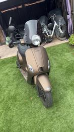Momo scooter geel kenteken, Ophalen, Gebruikt, Maximaal 45 km/u, MOMO