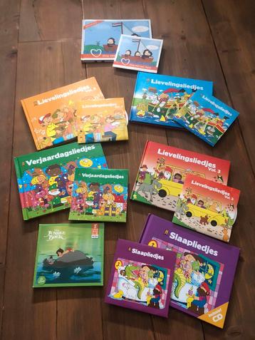 6x cd’s met liedjes en boekjes en 1x luisterboekje beschikbaar voor biedingen