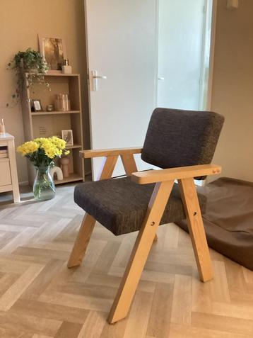 6 Yves eetkamer stoelen van Karwei. beschikbaar voor biedingen