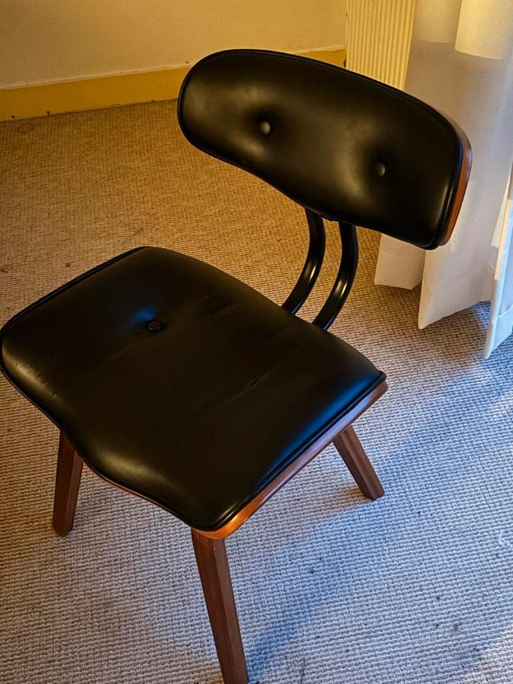 Dutchbone Eetkamerstoel Zwart Leer, Huis en Inrichting, Stoelen, Gebruikt, Eén, Hout, Zwart, Ophalen