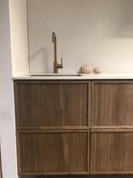 Walnoot houten keuken in Japandi style, keuken met ronding, Huis en Inrichting, Keuken | Complete keukens, Niet ingevuld, Bruin