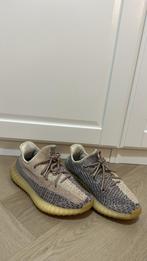 Yeezy 350, Beige, Sneakers of Gympen, Gedragen, Verzenden