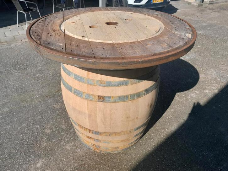Eiken 500 liter wijnvat met blad 140 cm.statafel hangtafel., Tuin en Terras, Tuintafels, Zo goed als nieuw, Rond, Hout, Ophalen