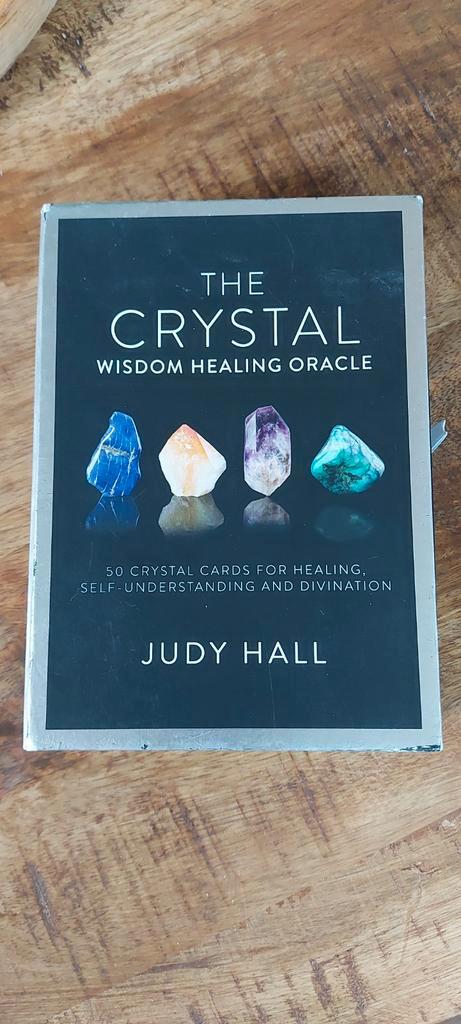 Crystal Wisdom healing Oracle Kaarten - Judy Hall, Boeken, Esoterie en Spiritualiteit, Gelezen, Spiritualiteit algemeen, Ophalen of Verzenden