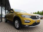 Volkswagen T-ROC 1.0 TSI Style Ecc Navi2x Pdc Trekhaak 2018, Voorwielaandrijving, Gebruikt, Euro 6, Overige kleuren