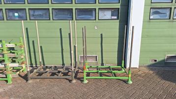 Stapelrack/stapelracks/stapelbokken/opslagbokken gebruikt beschikbaar voor biedingen