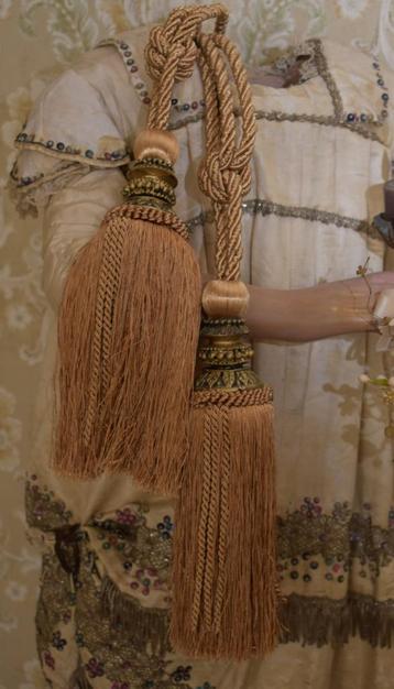  Set Oude  Embrasser "Uit Aletta's Tijd" beschikbaar voor biedingen