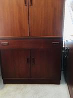 2 teakhouten Kempkes Formule Waddinxveen kastjes, 88x45x134, Ophalen