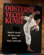 Oosterse vechtkunst (1986), Boeken, Ophalen of Verzenden, Zo goed als nieuw, Vechtsport