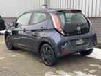 Toyota Aygo 1.0 VVT-i x-play Automaat | Airco | Dealer onder, Auto's, Stof, Gebruikt, Met garantie (alle), 3 cilinders