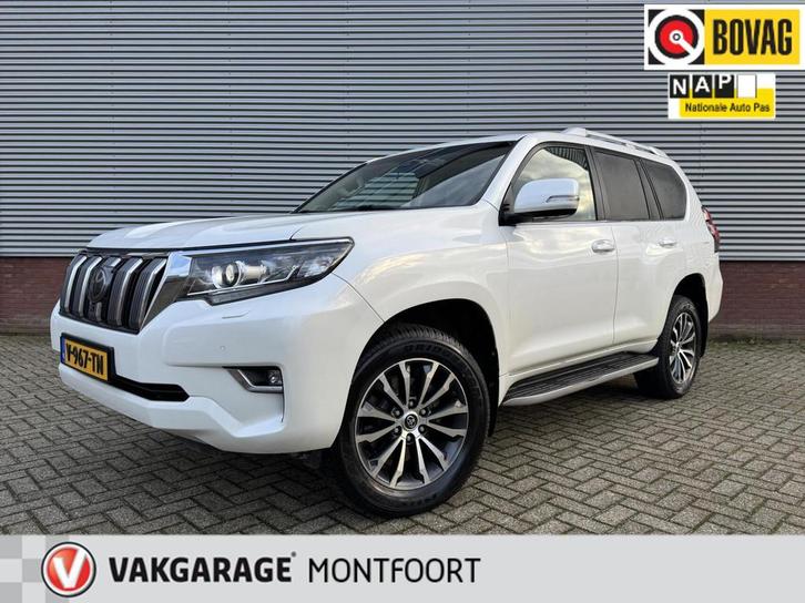 Toyota LandCruiser 2.8 D-4D Executive|Grijs Kenteken|Pano|St, Auto's, Bestelauto's, Bedrijf, Te koop, 360° camera, 4x4, ABS, Achteruitrijcamera