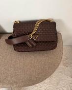 Guess Bruine leren gevlochten schoudertas, Sieraden, Tassen en Uiterlijk, Tassen | Damestassen, Ophalen of Verzenden, Nieuw, Bruin