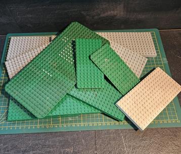Lego bouwplaten beschikbaar voor biedingen