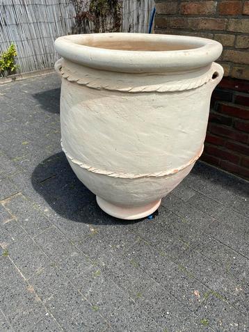 Marrokaanse Tamagroute pot beschikbaar voor biedingen