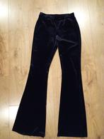 Mooie donkerblauwe Flare broek mt M, Kleding | Dames, Broeken en Pantalons, Maat 38/40 (M), Blauw, Ophalen of Verzenden, Zo goed als nieuw