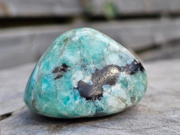 Amazoniet met toermalijn handsteen, Sieraden, Tassen en Uiterlijk, Edelstenen, Ophalen of Verzenden