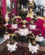 Groot en zware bronzen kroonluchter antiek barok engelen -