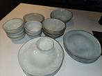 Casa Servies compleet lichtgrijs - Gebruikt met Craquelé, Ophalen, Gebruikt, Overige stijlen, Aardewerk