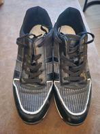 Zwarte sportschoenen met glitters, maat 39, Kleding | Dames, Schoenen, Ophalen of Verzenden, Zo goed als nieuw, Zwart