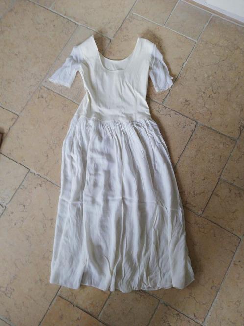 Witte jurk maat 40, Kleding | Dames, Jurken, Nieuw, Maat 38/40 (M), Wit, Onder de knie, Ophalen of Verzenden