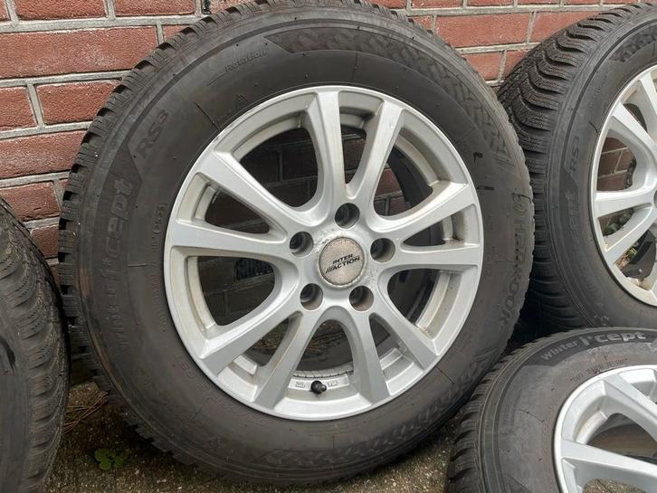 Winterbandenset 195/65R15 Hankook 5x100, Auto-onderdelen, Banden en Velgen, Banden en Velgen, Winterbanden, 15 inch, 195 mm, Personenwagen