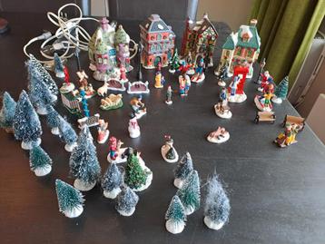 Kerstdorpje met veel toebehoren beschikbaar voor biedingen