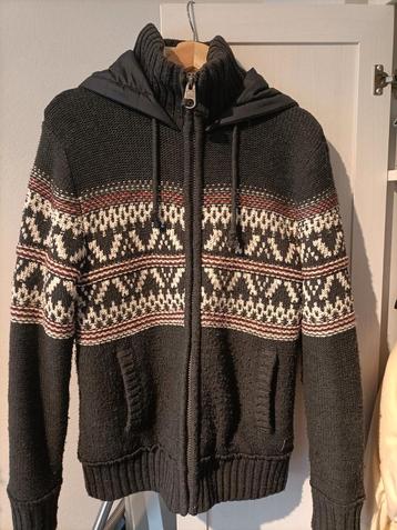 Wind blocker Jas gebreid man/vrouw beschikbaar voor biedingen