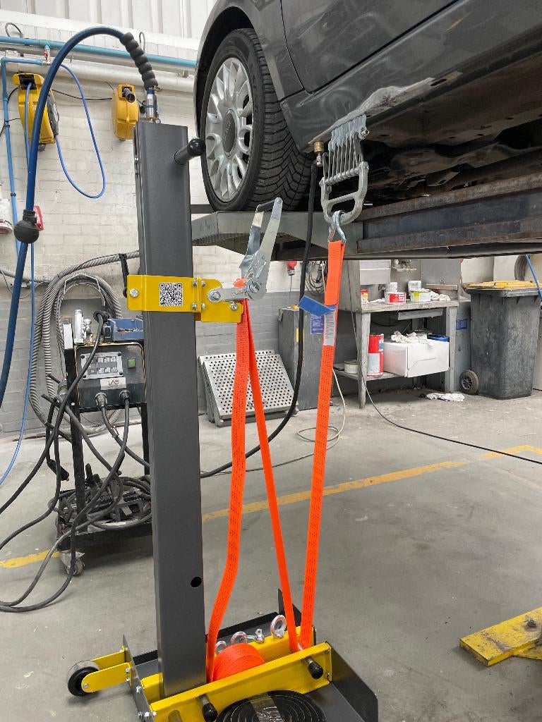 Schadeherstel apperaat trektoren, Diensten en Vakmensen