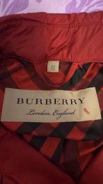 Burberry Jas - Stijlvol en Tijdloos!, Ophalen of Verzenden, Zo goed als nieuw, Maat 36 (S), Rood