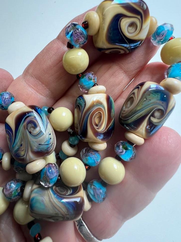 Aparte ketting met Murano “wervelstorm” en lampwork kralen, Sieraden, Tassen en Uiterlijk, Antieke sieraden, Ketting, Zilver, Ophalen of Verzenden