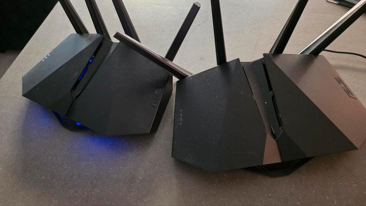 Asus Wifi RT-AX82U router Mesh Systeem, Computers en Software, Routers en Modems, Zo goed als nieuw, Router, Ophalen of Verzenden