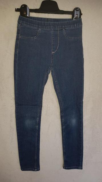 Mooie blauwe H&M jeans jegging maat 134.   beschikbaar voor biedingen